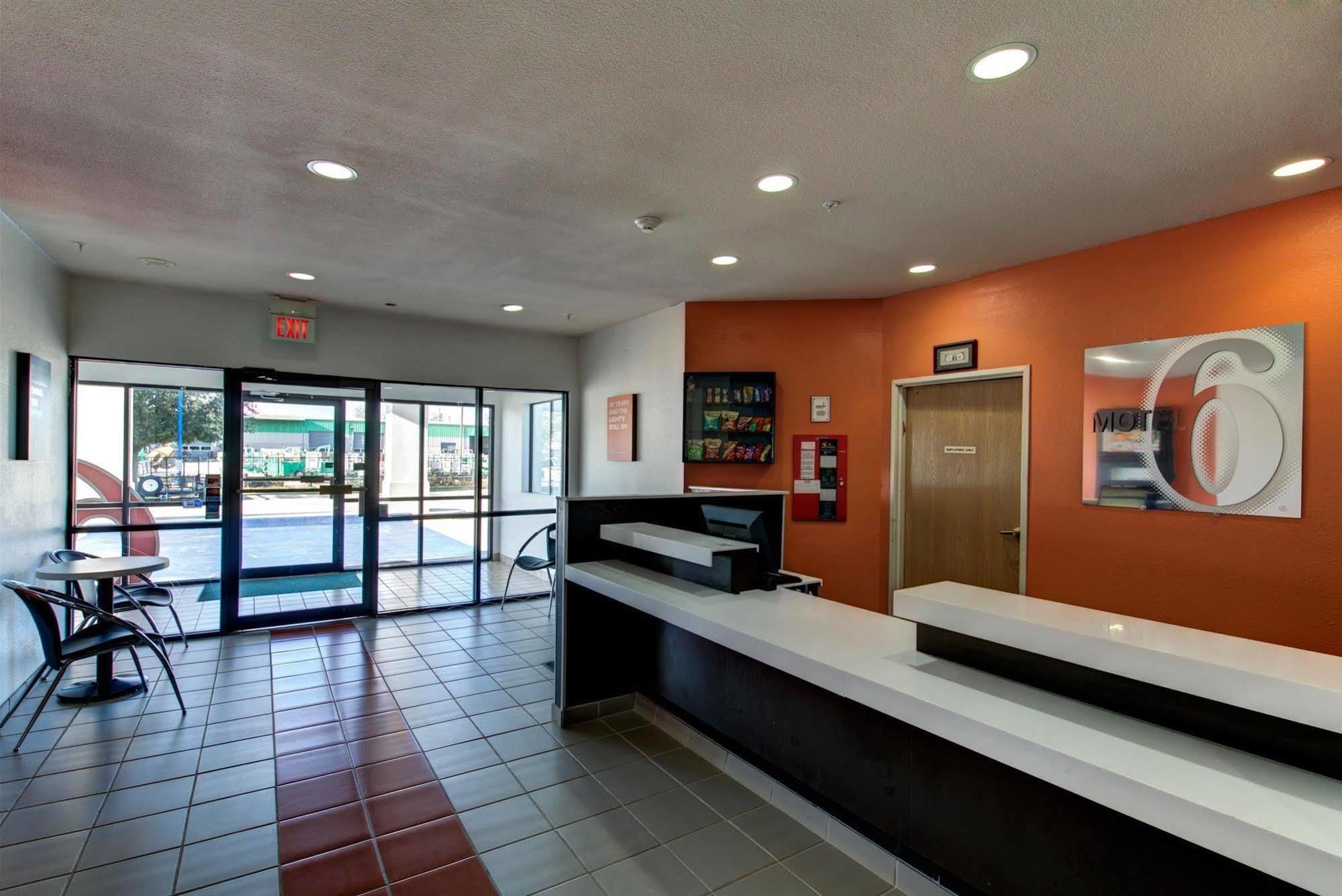 Motel 6 Waco - Woodway Kültér fotó